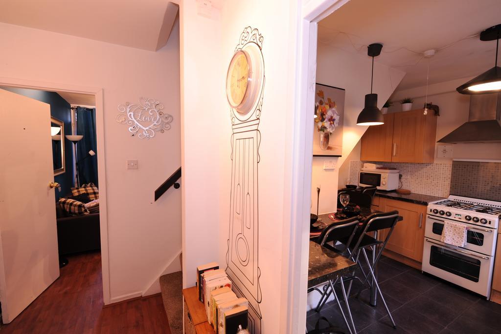 Kingward Rooms Лондон Екстериор снимка